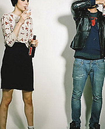 CRYSTAL CASTLES