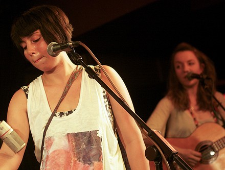 Lulu & The Lampshades