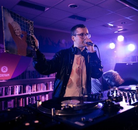 Oxjam-Dalston-2012-Dan-Medhurst-3818