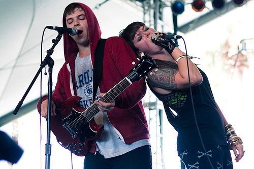 LIVE: SLEIGH BELLS – 21/01/2011