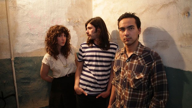 LIVE: WIDOWSPEAK – 27/11/2011