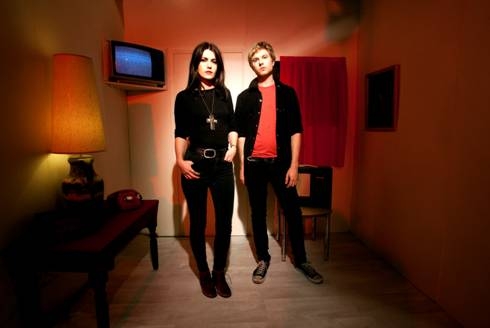 NEWS: BLOOD RED SHOES –   UK TOUR +  VIDEO FOR NEW SINGLE ‘AN ANIMAL’