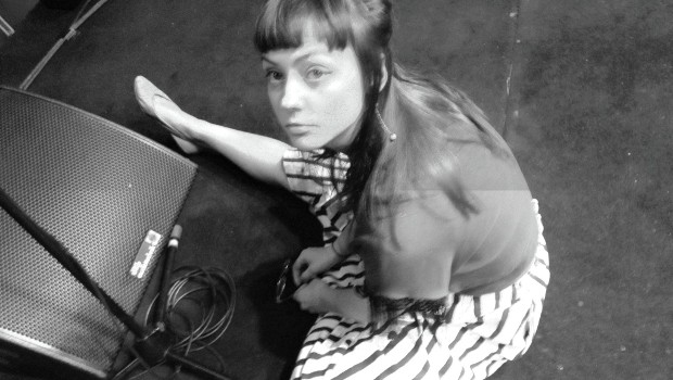 LIVE: ANGEL OLSEN – 23/09/2014