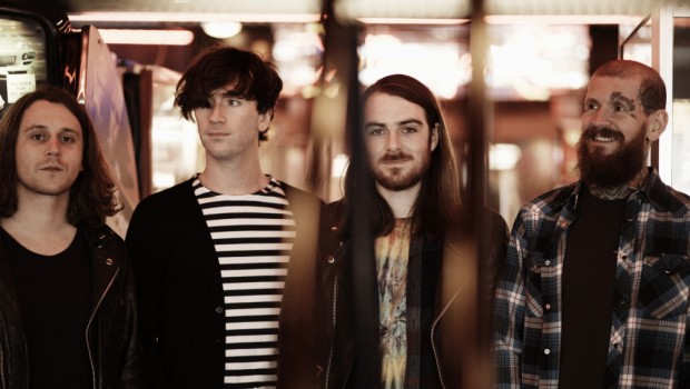 LIVE: PULLED APART BY HORSES – 21/11/2014