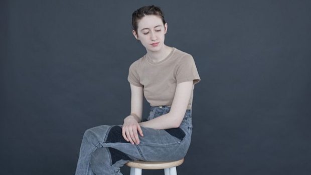 FRANKIE COSMOS TURNS BODYBUILDER IN NEW ‘SINISTER’ VIDEO