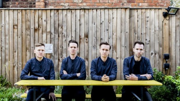 DUTCH UNCLES SHARE NEW TRACK ‘STREETLIGHT’