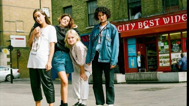 HINDS SHARE NEW SINGLE ‘COME BACK AND LOVE ME’