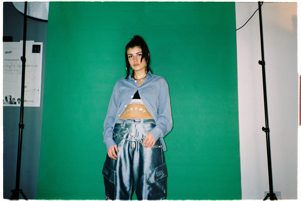 LONDON BASED VIJI UNVEILS SINGLE ‘CHERRY’ AFTER SIGNING TO DIRTY HIT