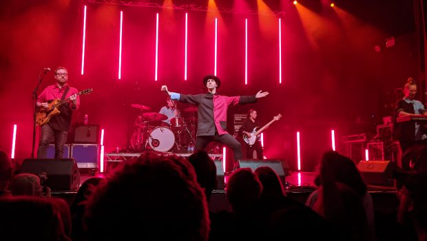 LIVE: MAXIMO PARK / PEANESS – 10/10/2021