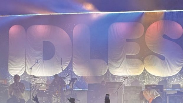 LIVE REVIEW – IDLES: MANCHESTER APOLLO – 06/12/24