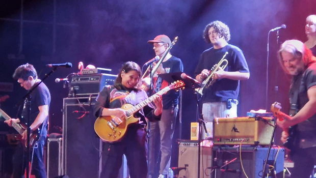 LIVE REVIEW - KIM DEAL: NEW CENTURY HALL - 17/06/2025
