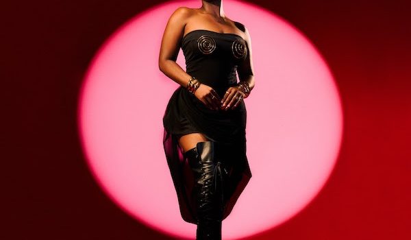 ALBUM REVIEW - TIANA MAJOR9 : NOVEMBER SCORPIO