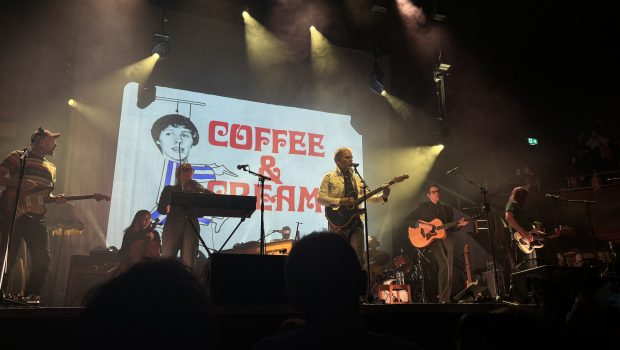 LIVE REVIEW - BELLE AND SEBASTIAN: MANCHESTER ALBERT HALL - 11/04/2026